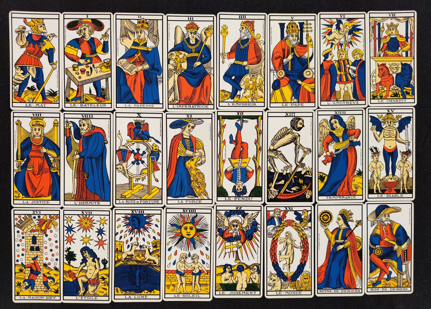 Tarot of Marseille Tchalaï 1981-Grimaud-gift-divination-cartomancy-clairvoyance-fortune telling- tarot deck-esotericism-prediction