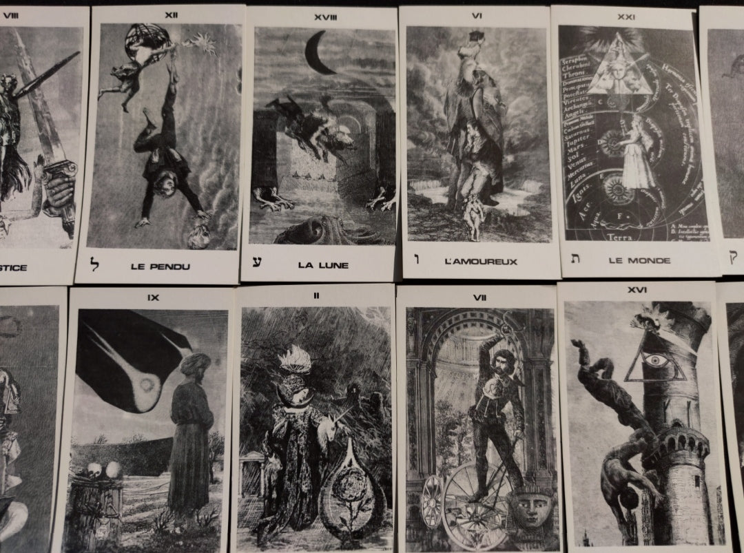 Gwen’s Tarot – Ultra Rare 1979 Divination Deck – 22 Major Arcana + Illustrated Book