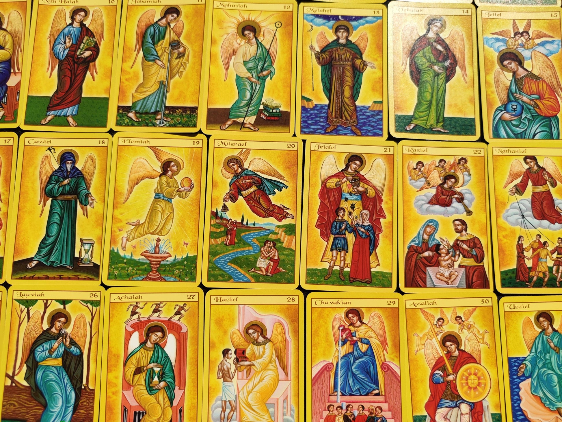 Oracle Angels Karma 2003- Lo Scarabeo-gift-divination-cartomancy-clairvoyance-fortune telling- tarot deck-esotericism-divinatory guidance